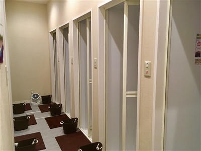 �V�����[���[��